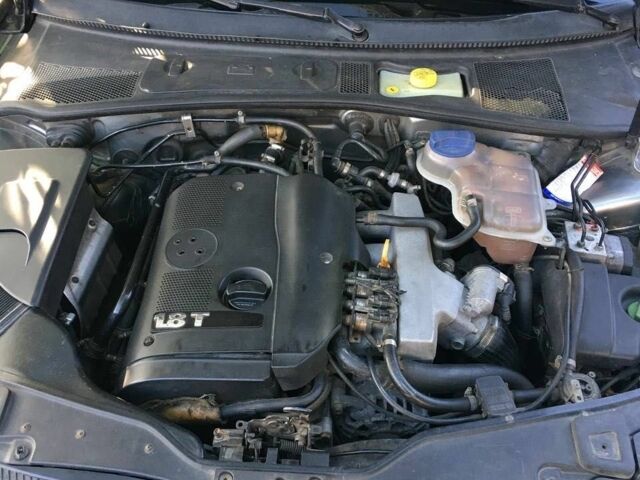 Синий Фольксваген Пассат, объемом двигателя 1.8 л и пробегом 297 тыс. км за 3500 $, фото 2 на Automoto.ua