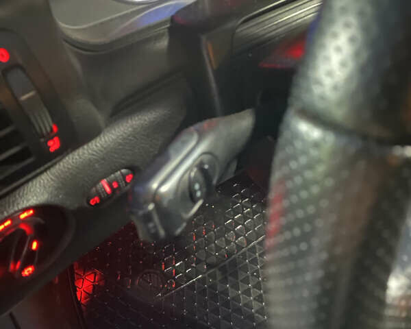 Синий Фольксваген Пассат, объемом двигателя 1.8 л и пробегом 386 тыс. км за 4750 $, фото 23 на Automoto.ua