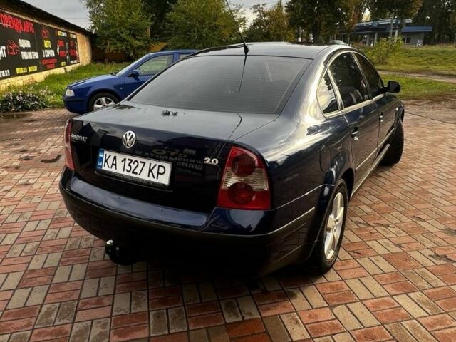 Синій Фольксваген Пассат, об'ємом двигуна 2 л та пробігом 250 тис. км за 3800 $, фото 6 на Automoto.ua
