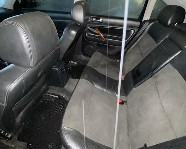 Синий Фольксваген Пассат, объемом двигателя 1.8 л и пробегом 386 тыс. км за 4750 $, фото 21 на Automoto.ua