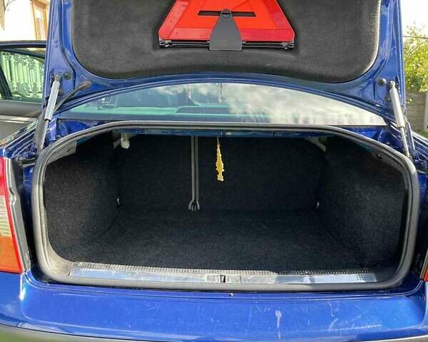 Синий Фольксваген Пассат, объемом двигателя 1.78 л и пробегом 204 тыс. км за 5137 $, фото 8 на Automoto.ua