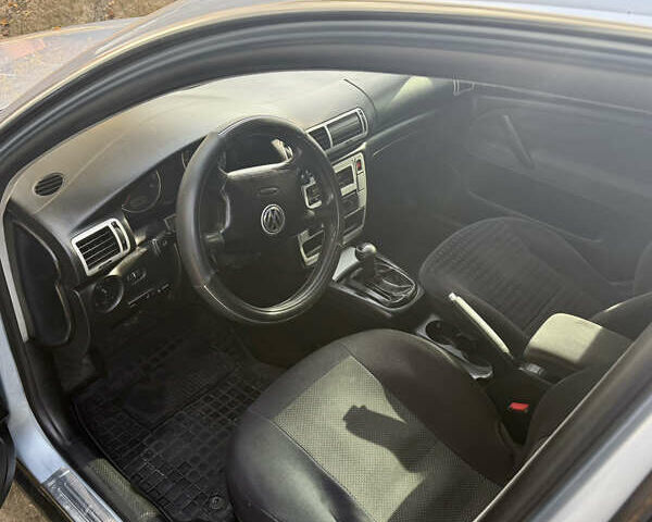 Синий Фольксваген Пассат, объемом двигателя 1.78 л и пробегом 243 тыс. км за 4200 $, фото 19 на Automoto.ua