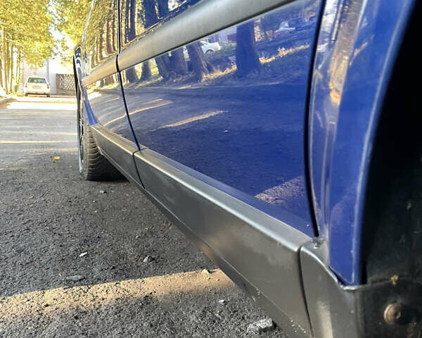 Фольксваген Пассат 2001 у Дубно на Automoto.ua Синій Фольксваген Пассат, об'ємом двигуна 1.6 л та пробігом 197 тис. км за 4600 $, фото 11 на Automoto.ua