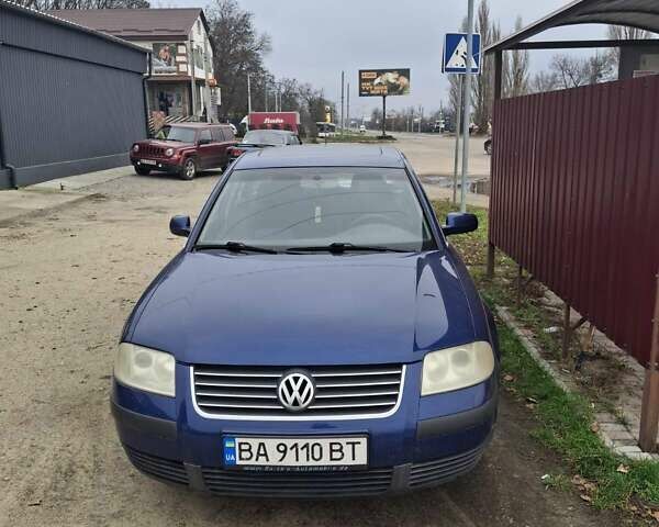 Синий Фольксваген Пассат, объемом двигателя 1.98 л и пробегом 400 тыс. км за 3500 $, фото 1 на Automoto.ua