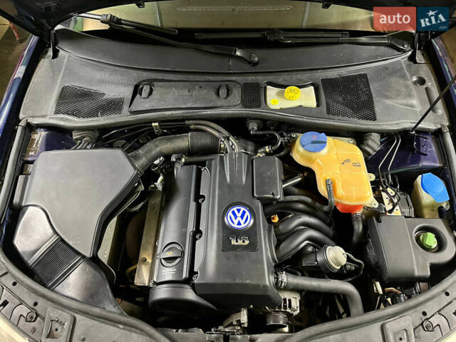 Синий Фольксваген Пассат, объемом двигателя 1.6 л и пробегом 309 тыс. км за 4100 $, фото 44 на Automoto.ua
