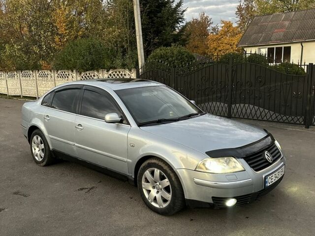 Синий Фольксваген Пассат, объемом двигателя 2.5 л и пробегом 300 тыс. км за 3450 $, фото 2 на Automoto.ua