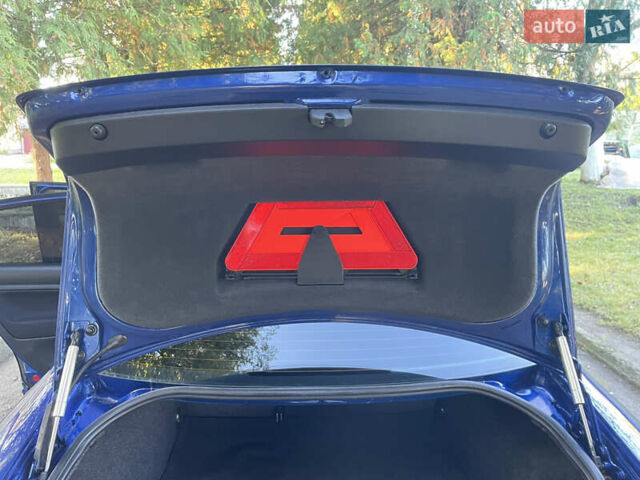 Фольксваген Пассат 2001 у Дубно на Automoto.ua Синій Фольксваген Пассат, об'ємом двигуна 1.6 л та пробігом 197 тис. км за 4600 $, фото 33 на Automoto.ua