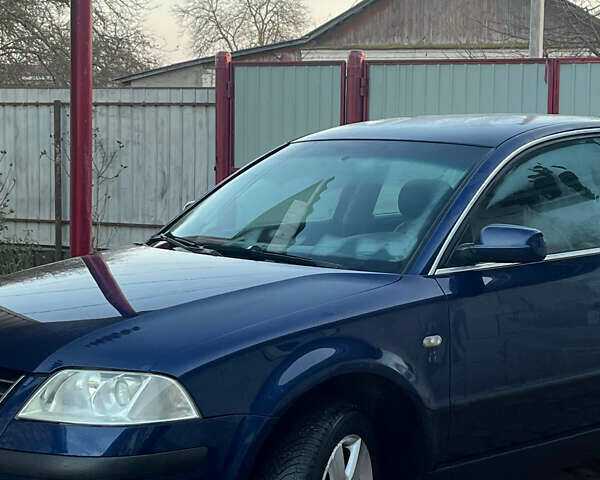 Синий Фольксваген Пассат, объемом двигателя 1.6 л и пробегом 309 тыс. км за 4100 $, фото 4 на Automoto.ua