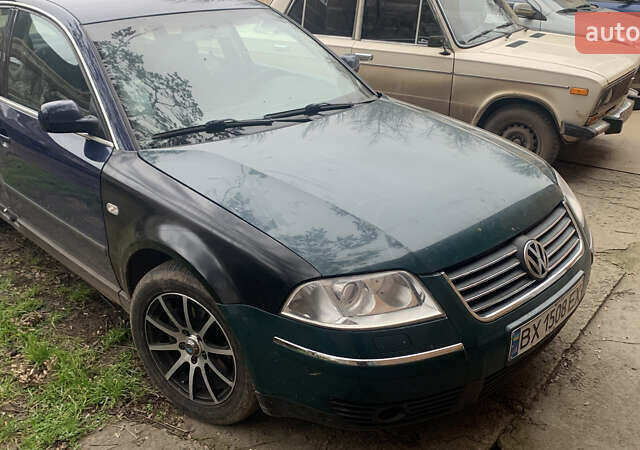 Синий Фольксваген Пассат, объемом двигателя 1.9 л и пробегом 300 тыс. км за 2500 $, фото 1 на Automoto.ua