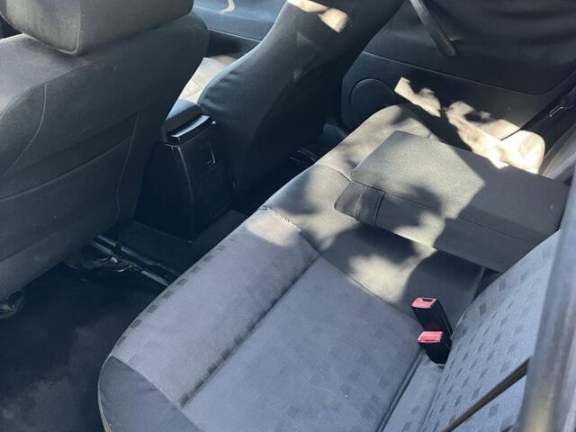 Синий Фольксваген Пассат, объемом двигателя 1.6 л и пробегом 228 тыс. км за 4000 $, фото 7 на Automoto.ua