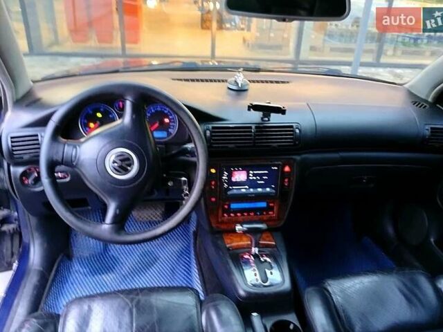 Синий Фольксваген Пассат, объемом двигателя 2.5 л и пробегом 380 тыс. км за 3800 $, фото 6 на Automoto.ua