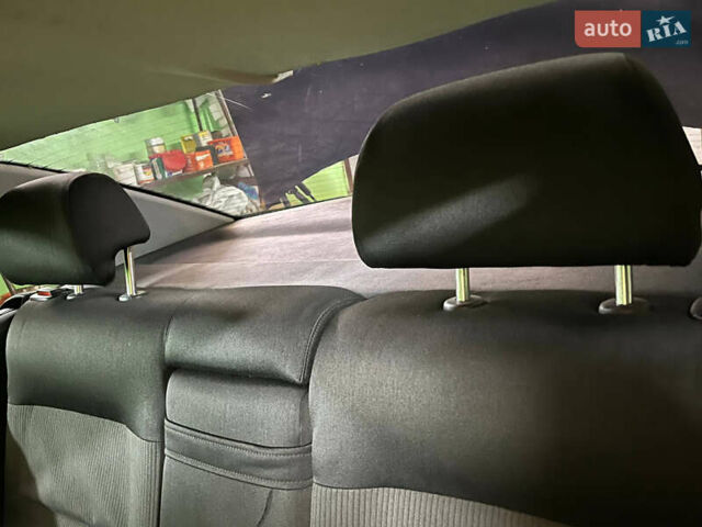 Синий Фольксваген Пассат, объемом двигателя 1.6 л и пробегом 309 тыс. км за 4100 $, фото 40 на Automoto.ua