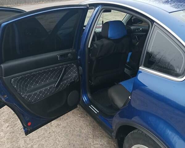 Синий Фольксваген Пассат, объемом двигателя 1.6 л и пробегом 199 тыс. км за 4300 $, фото 4 на Automoto.ua