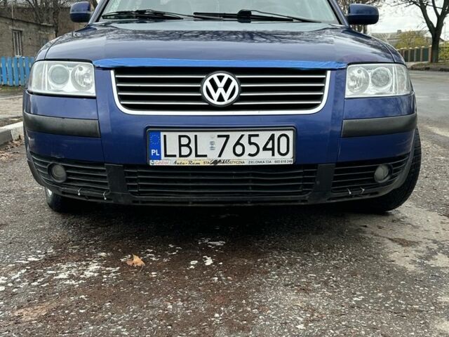 Синий Фольксваген Пассат, объемом двигателя 1.9 л и пробегом 437 тыс. км за 1950 $, фото 3 на Automoto.ua