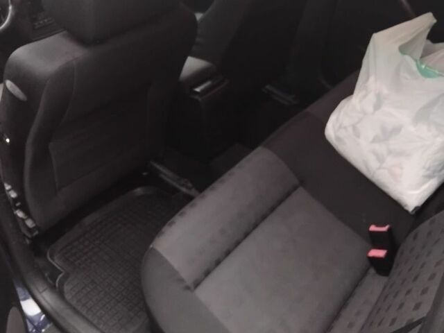 Синий Фольксваген Пассат, объемом двигателя 1.8 л и пробегом 311 тыс. км за 4500 $, фото 5 на Automoto.ua