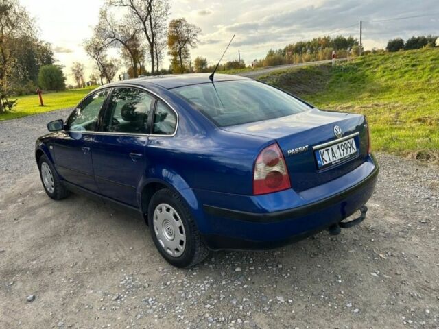 Синий Фольксваген Пассат, объемом двигателя 1.9 л и пробегом 320 тыс. км за 1300 $, фото 2 на Automoto.ua