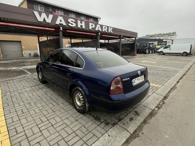 Синий Фольксваген Пассат, объемом двигателя 1.6 л и пробегом 350 тыс. км за 2200 $, фото 5 на Automoto.ua