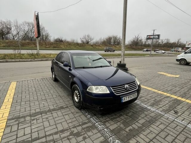 Синий Фольксваген Пассат, объемом двигателя 1.6 л и пробегом 350 тыс. км за 2200 $, фото 2 на Automoto.ua