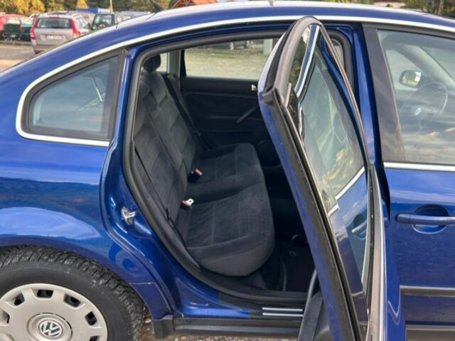 Синий Фольксваген Пассат, объемом двигателя 1.9 л и пробегом 320 тыс. км за 1300 $, фото 6 на Automoto.ua