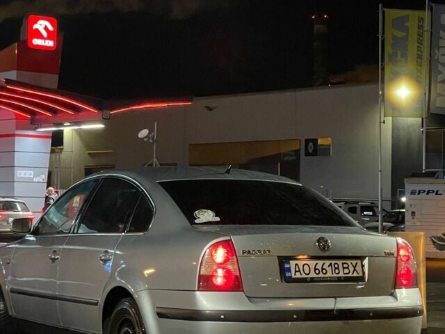 Синий Фольксваген Пассат, объемом двигателя 1.9 л и пробегом 294 тыс. км за 4700 $, фото 5 на Automoto.ua