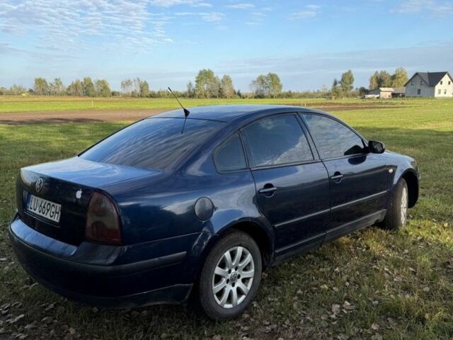 Синий Фольксваген Пассат, объемом двигателя 1.9 л и пробегом 350 тыс. км за 1900 $, фото 3 на Automoto.ua