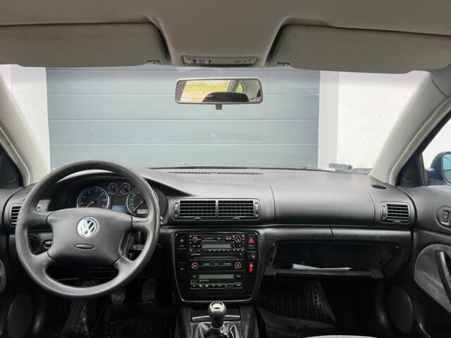 Синий Фольксваген Пассат, объемом двигателя 0 л и пробегом 380 тыс. км за 1950 $, фото 8 на Automoto.ua