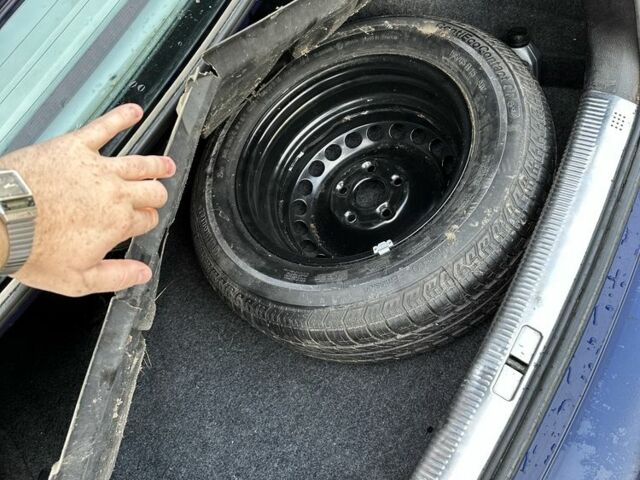 Синій Фольксваген Пассат, об'ємом двигуна 0 л та пробігом 270 тис. км за 2499 $, фото 7 на Automoto.ua