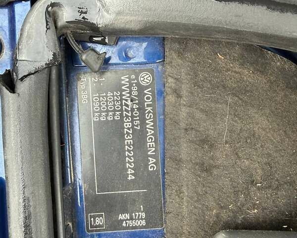 Синій Фольксваген Пассат, об'ємом двигуна 2.5 л та пробігом 304 тис. км за 5450 $, фото 12 на Automoto.ua