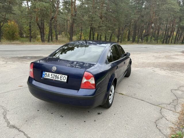 Синий Фольксваген Пассат, объемом двигателя 1.6 л и пробегом 386 тыс. км за 4500 $, фото 3 на Automoto.ua