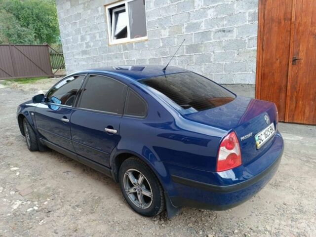 Синій Фольксваген Пассат, об'ємом двигуна 2 л та пробігом 280 тис. км за 4000 $, фото 2 на Automoto.ua