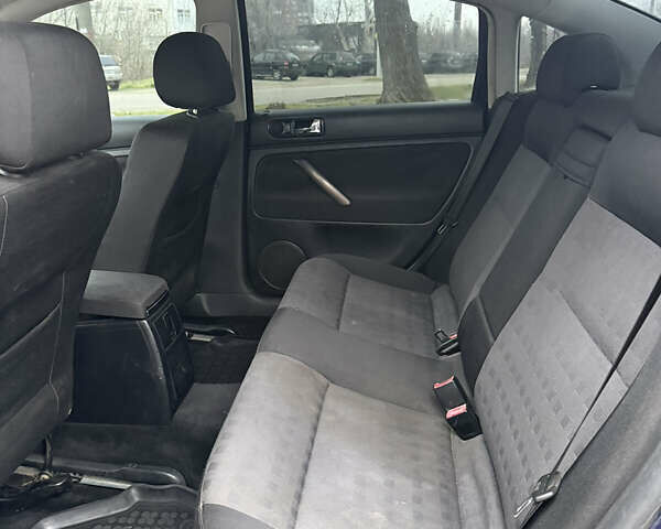 Синий Фольксваген Пассат, объемом двигателя 2 л и пробегом 316 тыс. км за 4450 $, фото 13 на Automoto.ua