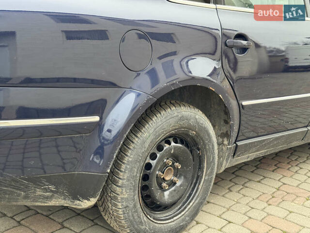 Синий Фольксваген Пассат, объемом двигателя 1.78 л и пробегом 384 тыс. км за 3550 $, фото 5 на Automoto.ua