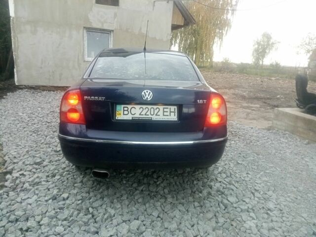 Синий Фольксваген Пассат, объемом двигателя 1.8 л и пробегом 200 тыс. км за 3000 $, фото 3 на Automoto.ua