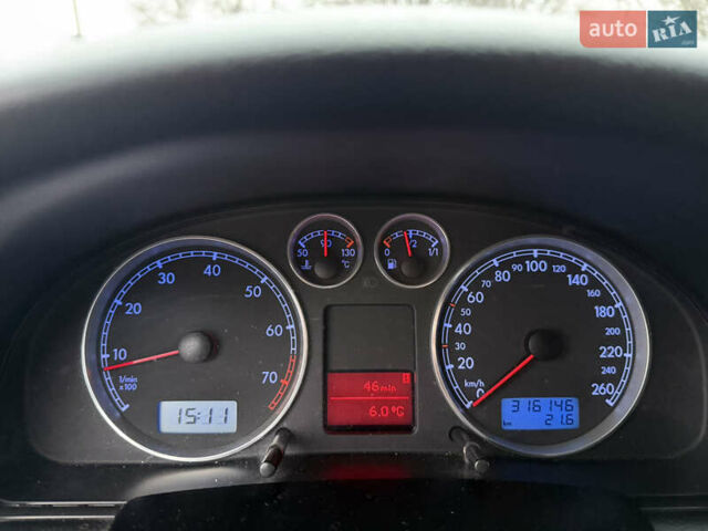 Синий Фольксваген Пассат, объемом двигателя 2 л и пробегом 316 тыс. км за 4450 $, фото 15 на Automoto.ua