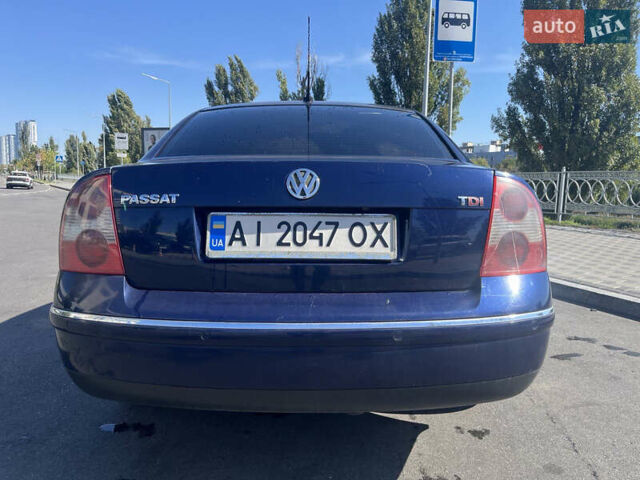 Синий Фольксваген Пассат, объемом двигателя 2.5 л и пробегом 270 тыс. км за 4200 $, фото 5 на Automoto.ua