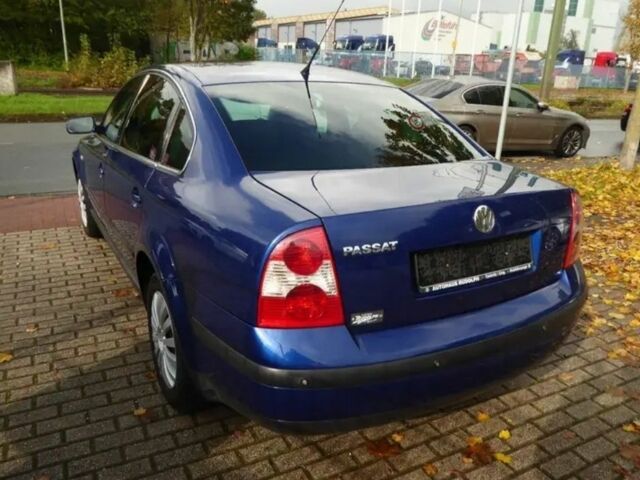 Синій Фольксваген Пассат, об'ємом двигуна 0 л та пробігом 244 тис. км за 1650 $, фото 4 на Automoto.ua