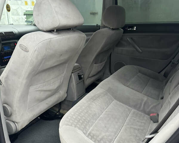 Синий Фольксваген Пассат, объемом двигателя 2.5 л и пробегом 273 тыс. км за 3000 $, фото 14 на Automoto.ua