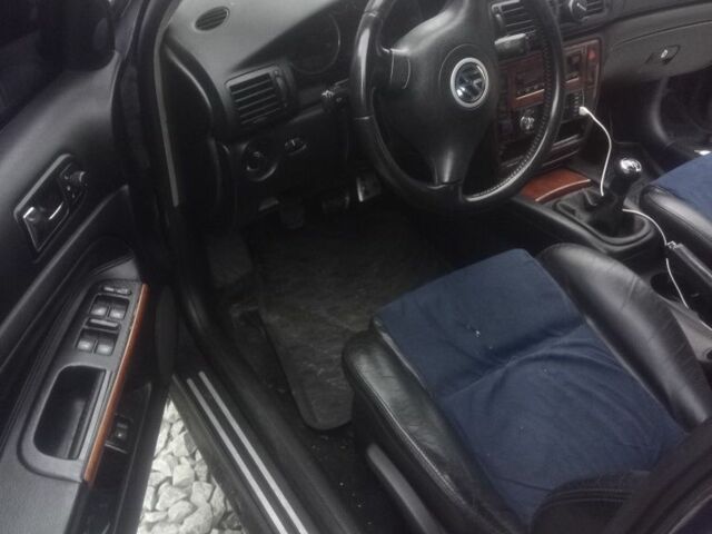 Синий Фольксваген Пассат, объемом двигателя 1.8 л и пробегом 200 тыс. км за 3000 $, фото 7 на Automoto.ua