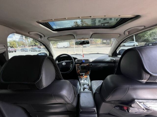 Синий Фольксваген Пассат, объемом двигателя 2.5 л и пробегом 340 тыс. км за 5600 $, фото 4 на Automoto.ua