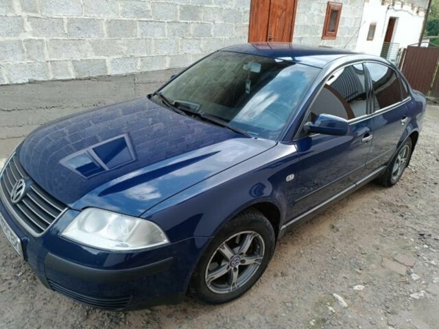 Синій Фольксваген Пассат, об'ємом двигуна 2 л та пробігом 280 тис. км за 4000 $, фото 5 на Automoto.ua