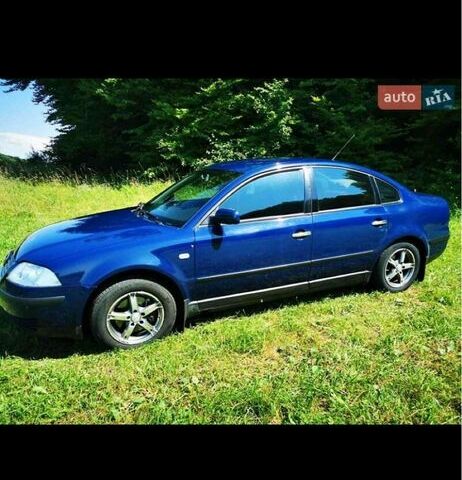 Синій Фольксваген Пассат, об'ємом двигуна 2 л та пробігом 280 тис. км за 4000 $, фото 13 на Automoto.ua