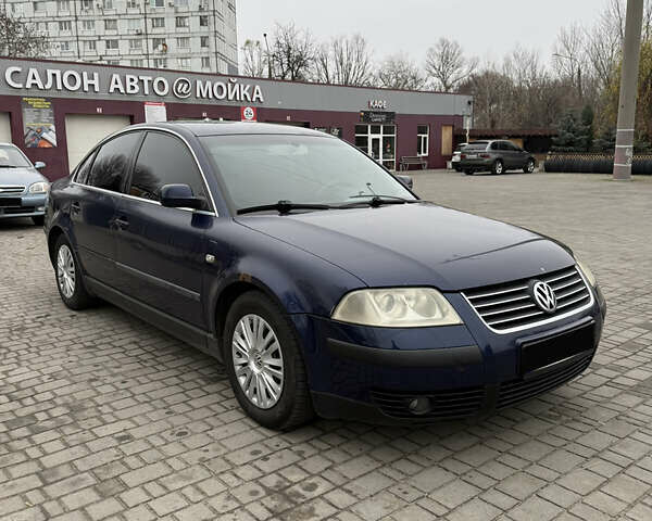 Синий Фольксваген Пассат, объемом двигателя 2 л и пробегом 316 тыс. км за 4450 $, фото 4 на Automoto.ua