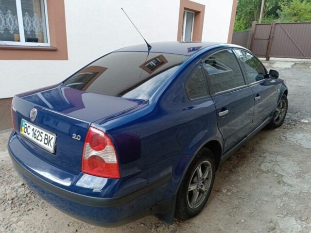 Синій Фольксваген Пассат, об'ємом двигуна 2 л та пробігом 280 тис. км за 4000 $, фото 12 на Automoto.ua