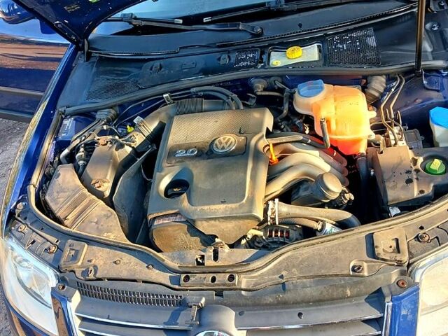 Синій Фольксваген Пассат, об'ємом двигуна 2 л та пробігом 280 тис. км за 5700 $, фото 6 на Automoto.ua