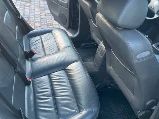 Синий Фольксваген Пассат, объемом двигателя 1.9 л и пробегом 320 тыс. км за 1500 $, фото 6 на Automoto.ua