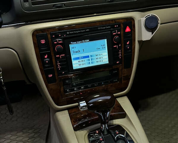 Синій Фольксваген Пассат, об'ємом двигуна 2.5 л та пробігом 294 тис. км за 7000 $, фото 13 на Automoto.ua