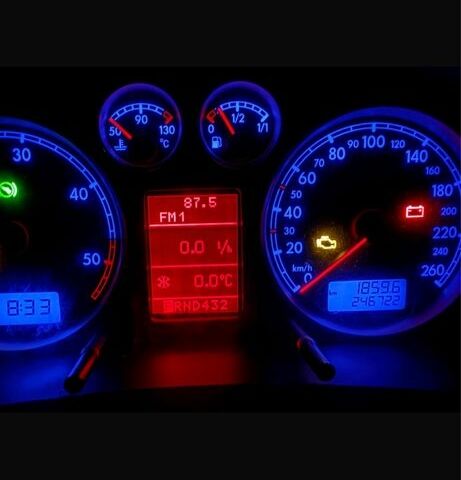 Синій Фольксваген Пассат, об'ємом двигуна 1.9 л та пробігом 242 тис. км за 2611 $, фото 7 на Automoto.ua