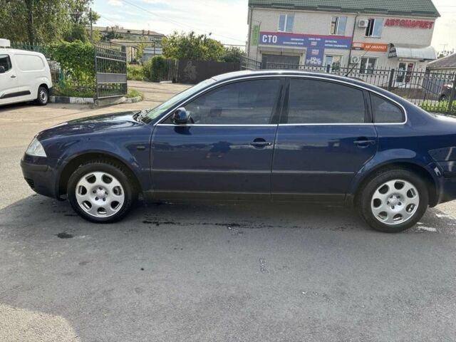 Синий Фольксваген Пассат, объемом двигателя 1.9 л и пробегом 350 тыс. км за 4850 $, фото 1 на Automoto.ua