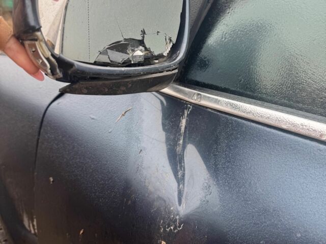 Синий Фольксваген Пассат, объемом двигателя 1.8 л и пробегом 260 тыс. км за 1800 $, фото 5 на Automoto.ua