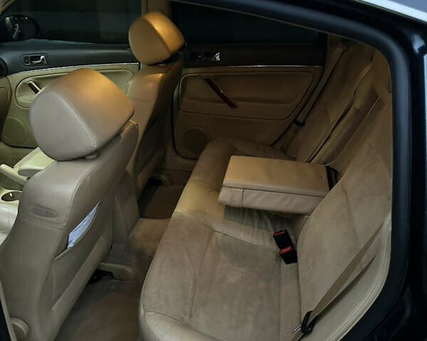 Синій Фольксваген Пассат, об'ємом двигуна 2.5 л та пробігом 294 тис. км за 7000 $, фото 15 на Automoto.ua